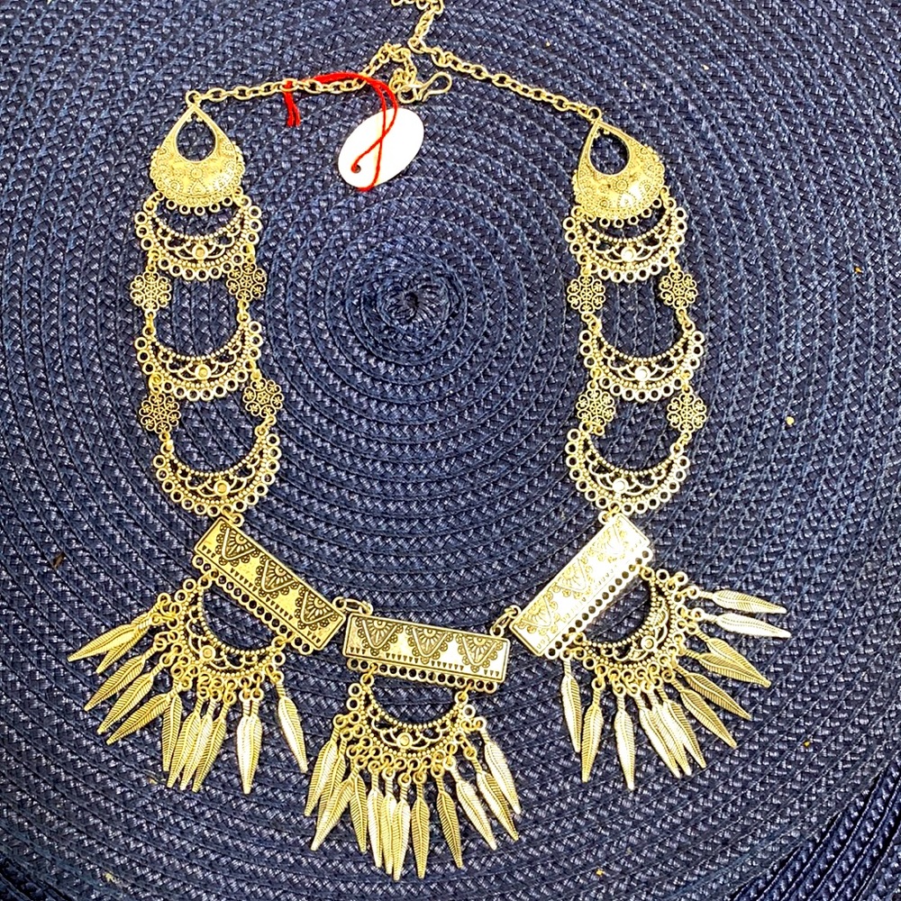 Oxidized necklace for photoshoot